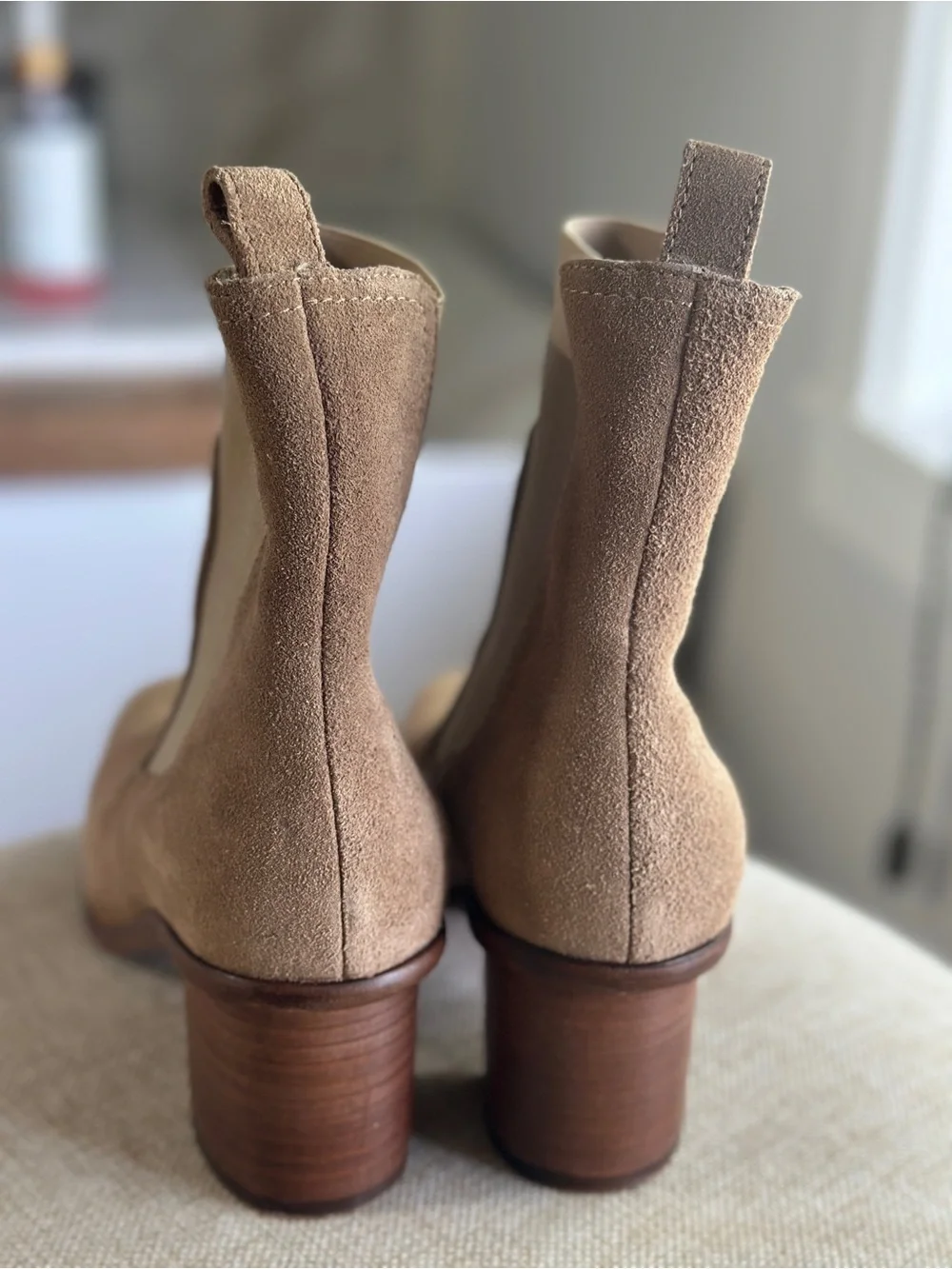 Patina taupe suede